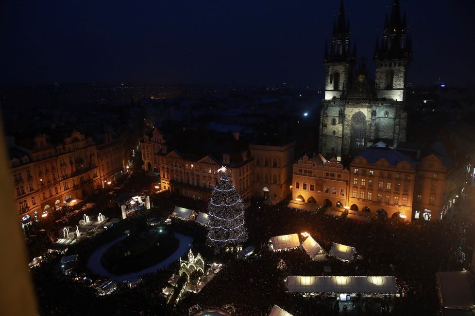 Vánoční trhy na Staroměstském náměstí v roce 2018.