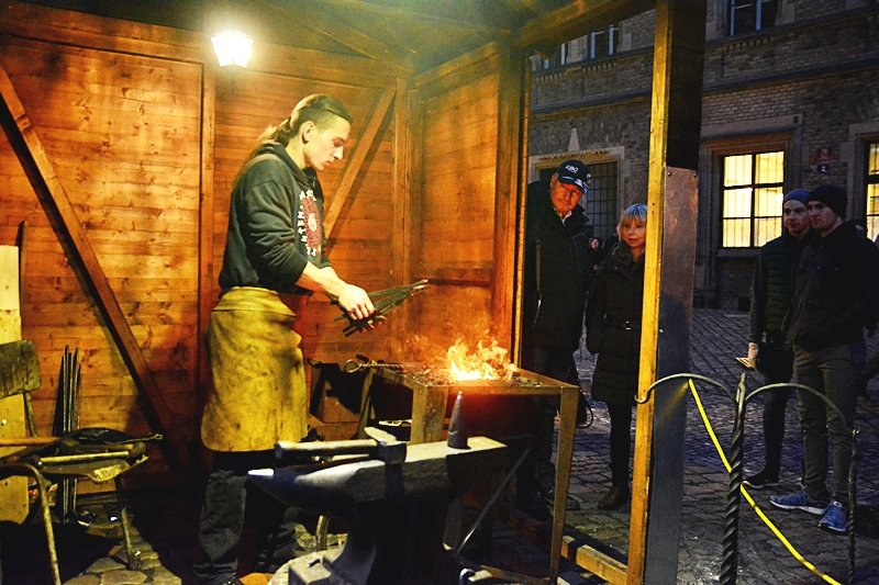 Trhy na Hradě můžete navštívit až do 6. ledna 2018.