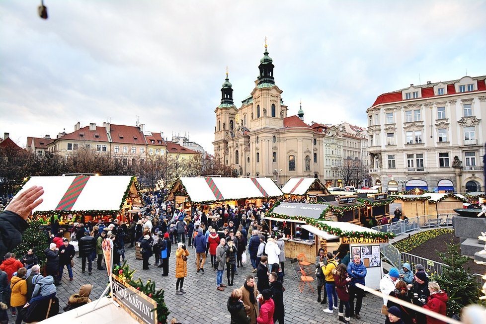 Vánoční trhy na Staroměstském náměstí z minulého roku