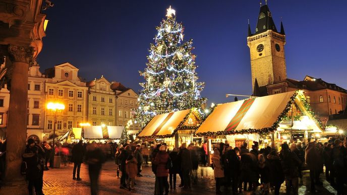 Vánoční trhy a strom na Staroměstském náměstí