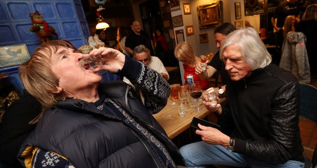 Fiesta de Navidad en el Teatro Broadway U slepiček: Karel Vágner Fiesta de Navidad en el Teatro Broadway U slepiček: Karel Vágner