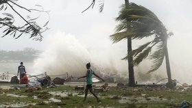 Tichomořské souostroví Vanuatu zpustošila tropická bouře.