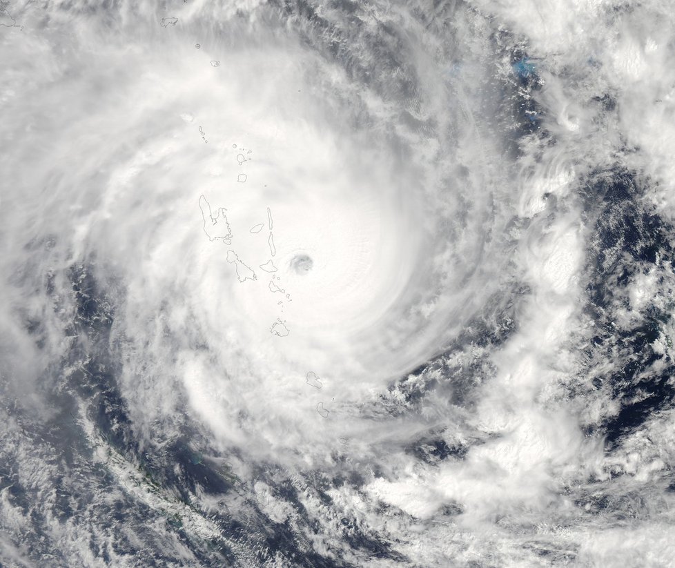 Tichomořské souostroví Vanuatu zpustošila tropická bouře.
