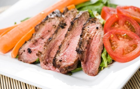 VIDEO: Jak na dokonalý steak? Naučte se ho podle slavného šéfkuchaře!