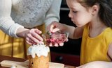 Pusťte děti do kuchyně: proč vařit s dětmi a kterým receptem začít