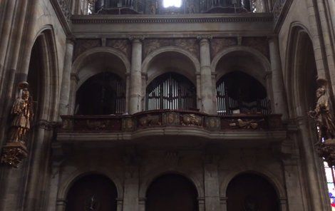 Ve svatovítské katedrále jsou nyní Mölzerovy varhany.