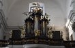 Varhanní skříň nástroje bohosudovské baziliky pochází z roku 1734. Stárnou a chátrají, po opravě volají.