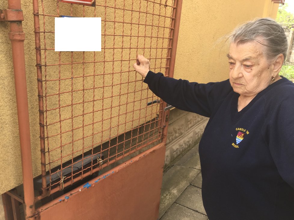 Sousedka Zdena  Dufková (84) je z nálezu varny šokována. Souseda v žádném případě za výrobce drog nepovažovala.