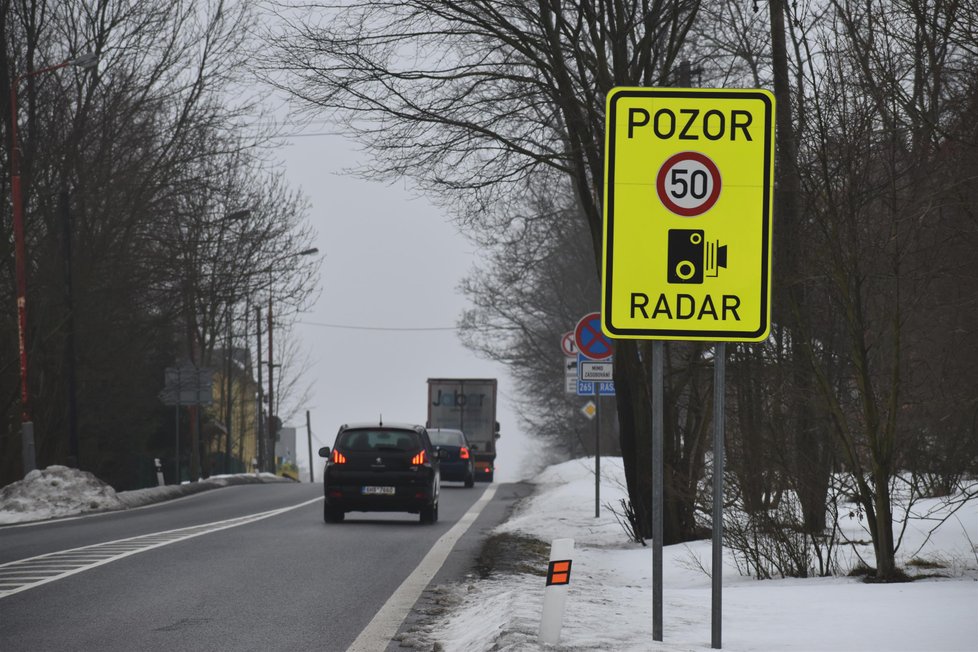 Podle ministerstva vnitra je měření rychlosti ve Varnsdorfu na některých místech nelegální.