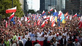 Protivládní demonstrace ve Varšavě (1.10.2023)