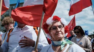 Vysoké důchody, rostoucí dluhy. Přehled evropských zemí s největším poměrem penzí k mzdám Vysoké důchody, rostoucí dluhy. Přehled evropských zemí s největším poměrem penzí k mzdám