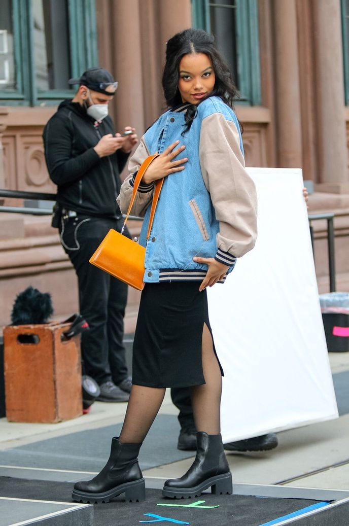 Snímky z nového seriálu Gossip Girl naznačují, že varsity fashion bude jedním z klíčových trendů letoška.