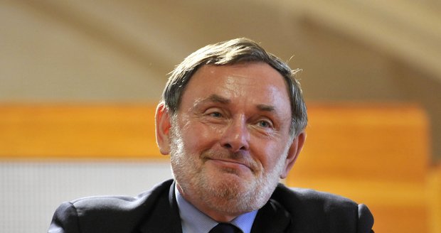 Novým ombudsmanem se stal Pavel Varvařovský.