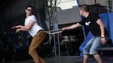Kotek s Mádlem předvedli homosexuální tanec