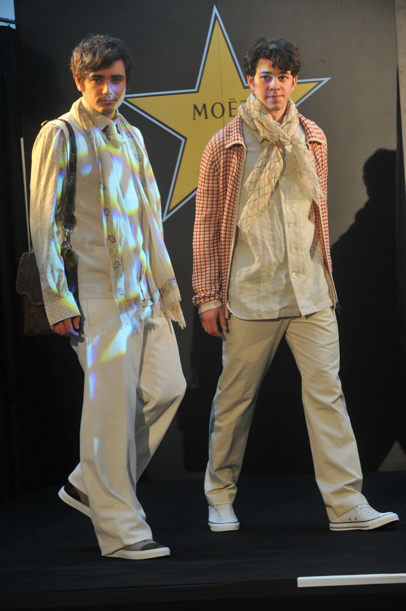 Vojta Kotek zářil jako profesionální model