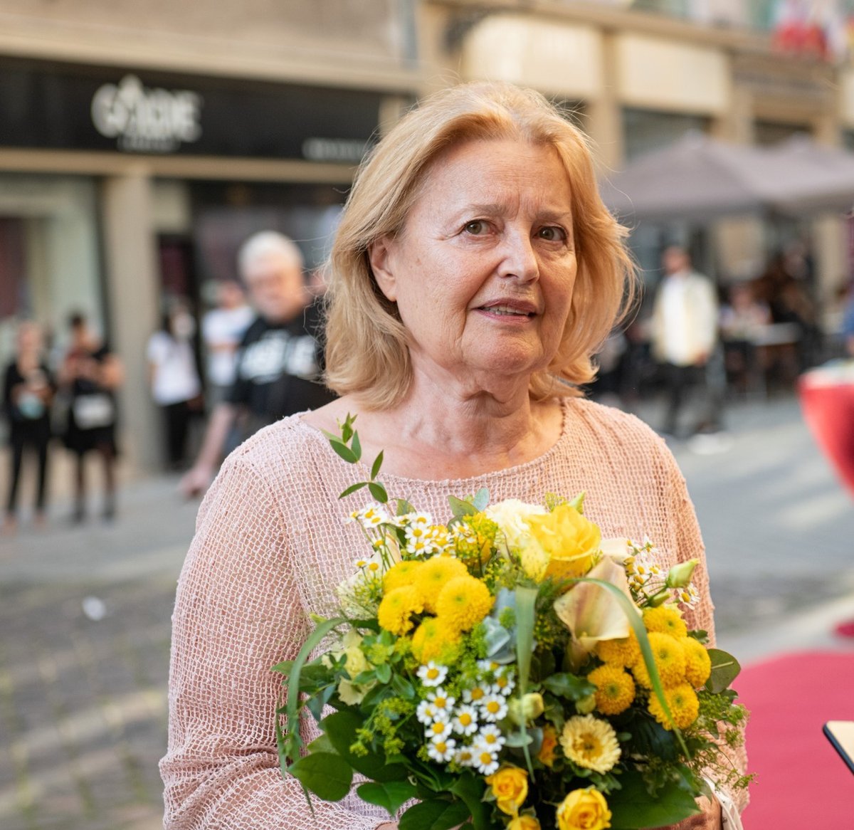 Magda Vašáryová, sestra Emílie