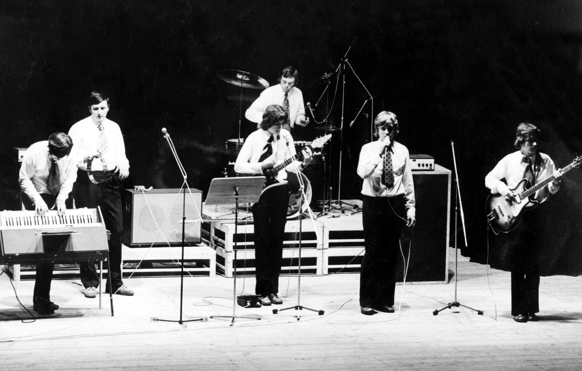 1973 - Kapela Vermona a dvacetiletý Vašek v roli zpěváka. Delší vlasy, kravata, zkrátka švihák.