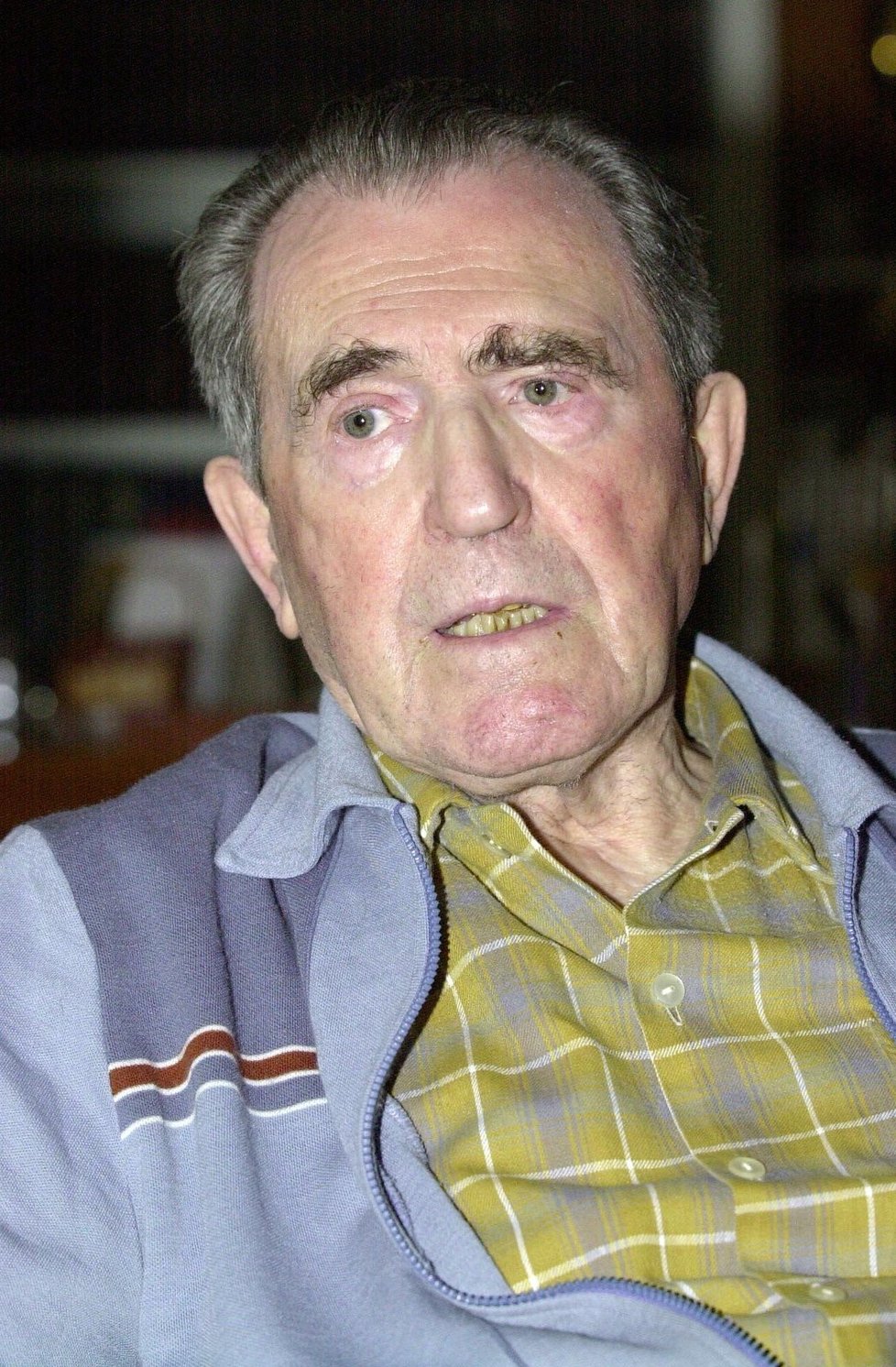 V Bratislavě zemřel v noci na 6. února 2014 ve věku 96 let bývalý vysoký funkcionář Komunistické strany Československa Vasil Biľak (na archivním snímku z 31. března 2000).