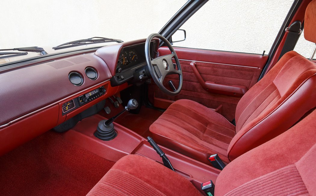 Vauxhall Cavalier Saloon