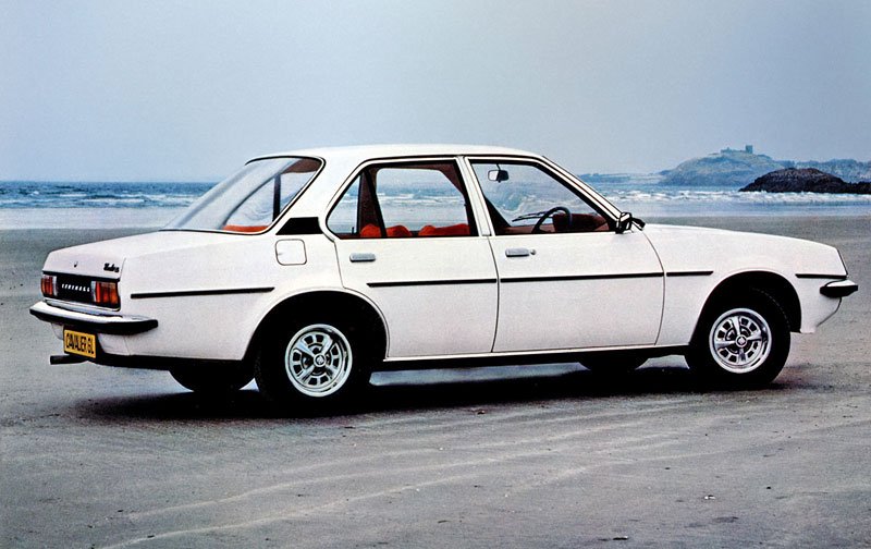 Vauxhall Cavalier Saloon