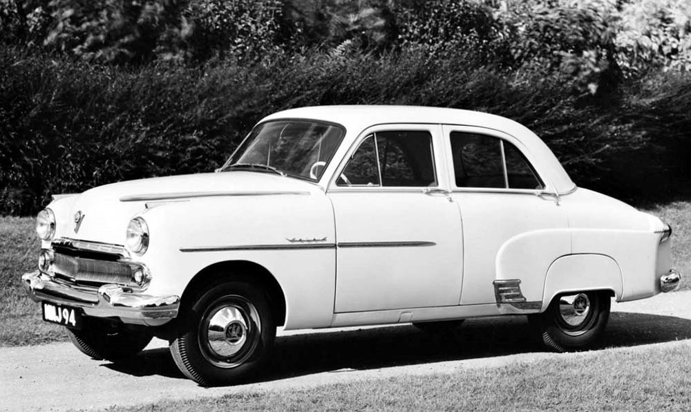 Šestiválcové Vauxhally Velox byly k nerozeznání od čtyřválcových Wyvernů. Na obrázku je verze z roku 1955.