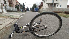 Na Liberecku zemřel cyklista před očima rodiny: Nezachránila ho ani helma