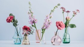 Přivítejte jaro kyticí květů ve váze! 32 tipů na stylové a nápadité kousky