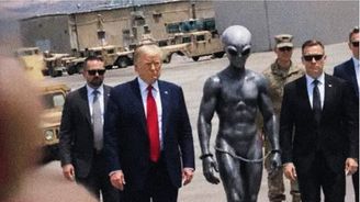 Podobu talíře dostaly mimozemské lodě až v roce 1947. Diskovitý tvar v mytologii UFO je výsledkem omylu Podobu talíře dostaly mimozemské lodě až v roce 1947. Diskovitý tvar v mytologii UFO je výsledkem omylu