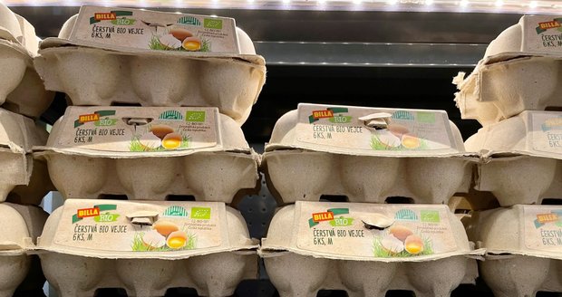 Zdražování potravin v akcích: Vejce zdražily o 119 procent, výrazně víc stojí i cukr, chléb či vepřové