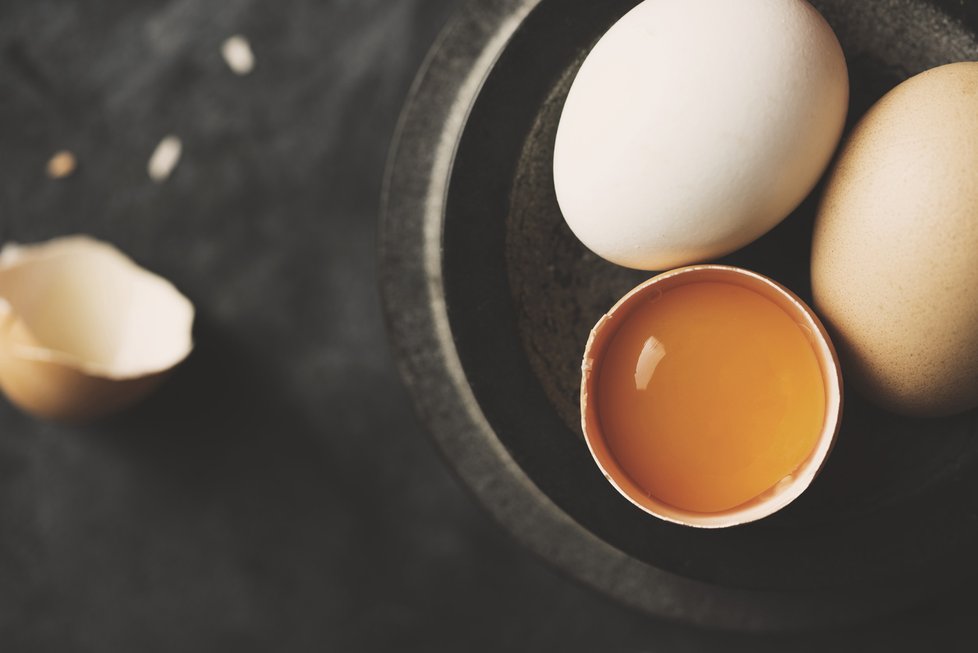 Ilustrační foto: Češi kupují v karanténě vejce. Chovatelé slepic hlásí vyprodané sklady.