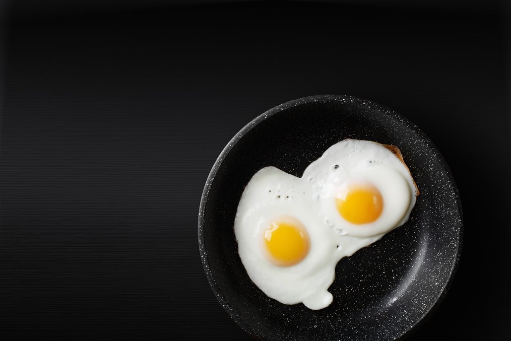 Dvě vejce k snídani vás probudí a pomohou i s udržením váhy