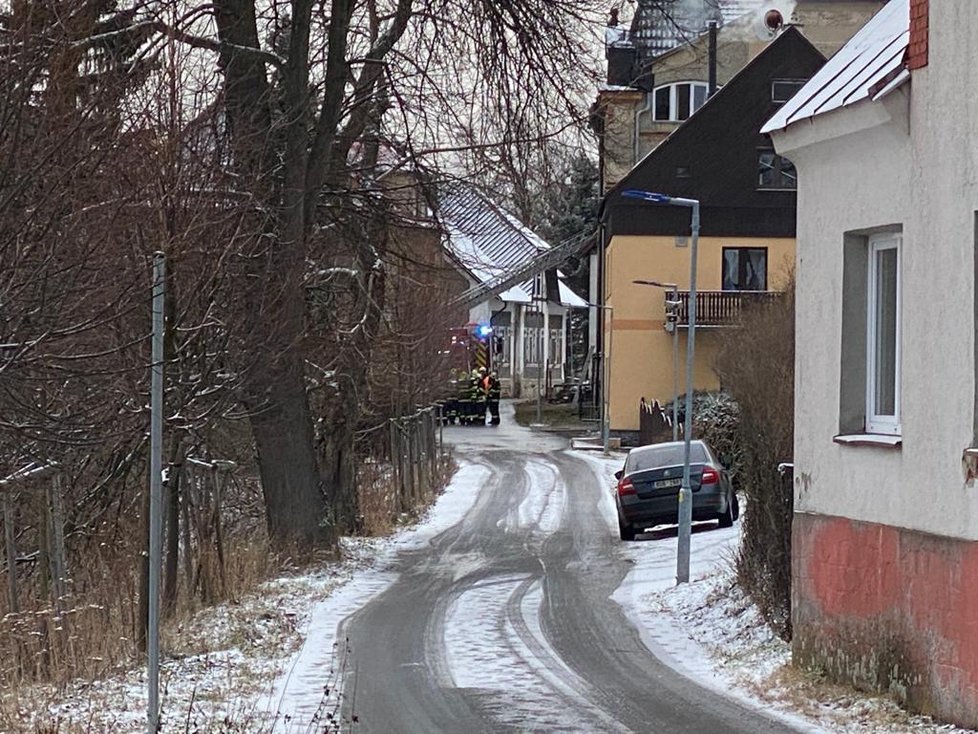 První fotografie z místa tragického požáru domova pro mentálně postižené ve Vejprtech