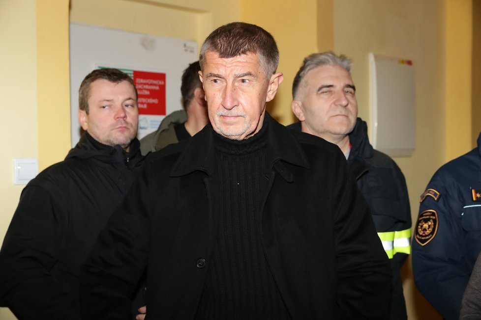 Premiér Andrej Babiš na tiskové konferenci ohledně požáru domova pro postižené ve Vejprtech