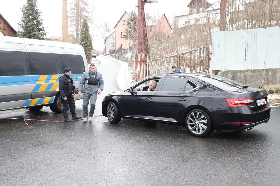 Požár v domově pro mentálně postižené Kavkaz ve Vejprtech si vyžádal osm obětí.