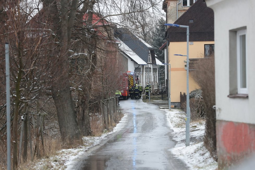 Požár v domově pro mentálně postižené Kavkaz ve Vejprtech si vyžádal osm obětí.