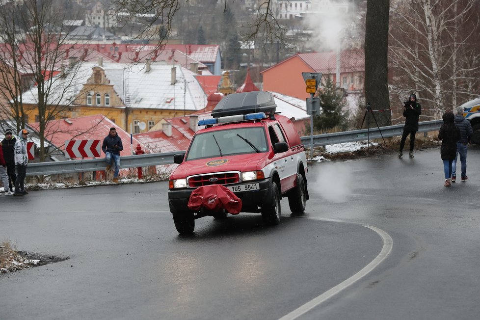 Požár v domově pro mentálně postižené Kavkaz ve Vejprtech si vyžádal osm obětí.