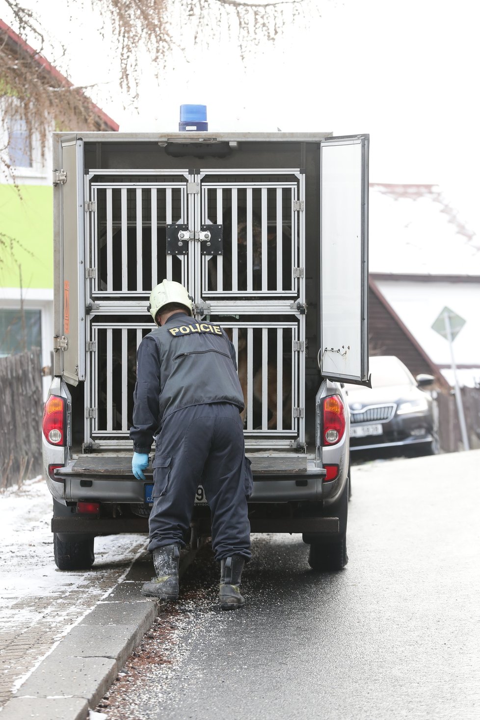 Požár v domově pro mentálně postižené Kavkaz ve Vejprtech si vyžádal osm obětí.