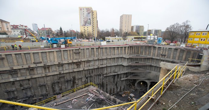 Jednoznačně proti stavbě je občanské sdružení Veleslavín – Vokovice k životu.