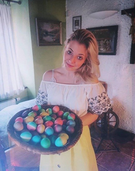 Anna Slováčková s velikonočními vajíčky