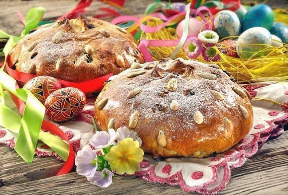 Mazanec je tradiční velikonoční pochoutka