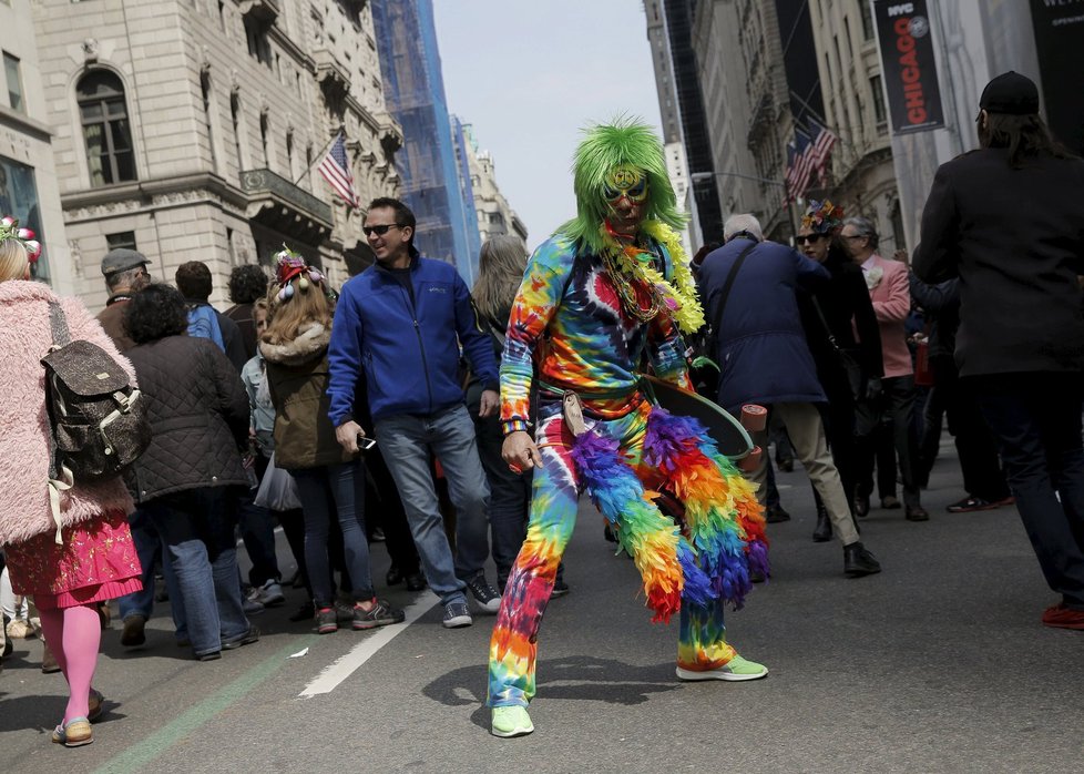 V New Yorku se i letos pořádá tradiční velikonoční karneval na Páté Avenue