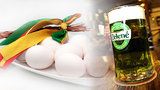 Drahá vejce i zelené pivo. Zelený čtvrtek přináší i velké nákupy a kontroly řidičů