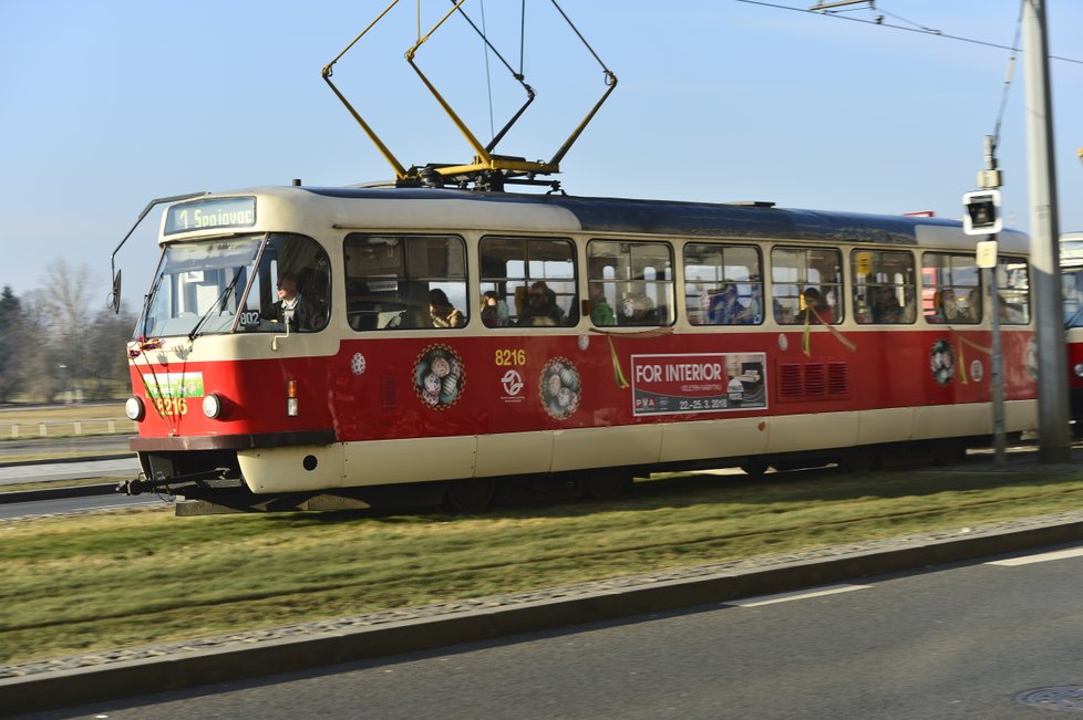 Velikonoční tramvaj přiblíží cestujícím symboliku a tradici Velikonoc.