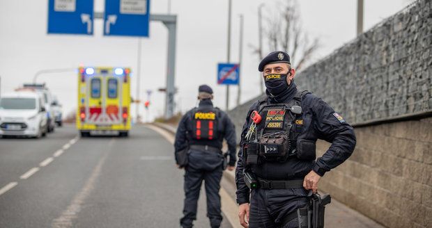 Mámě ukradl někdo auto i s dítětem (1)! Kamarádka promluvila o jejích mukách