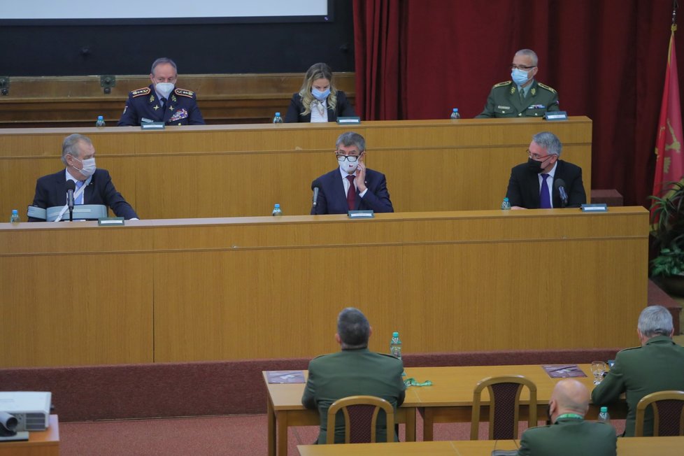 Prezident Miloš Zeman na velitelském shromáždění Armády ČR