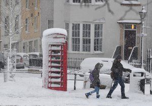 Spojené království sevřel nejsilnější mráz za poslední léta. Ve městě Bristol na jihozápadě Anglie museli zavřít více než polovinu škol (1.2.2019).