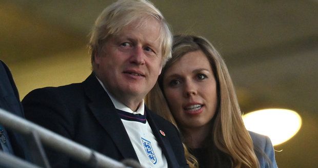 Johnson konečně přestal mlžit: Premiér Británie prozradil, kolik má dětí. Není jich málo