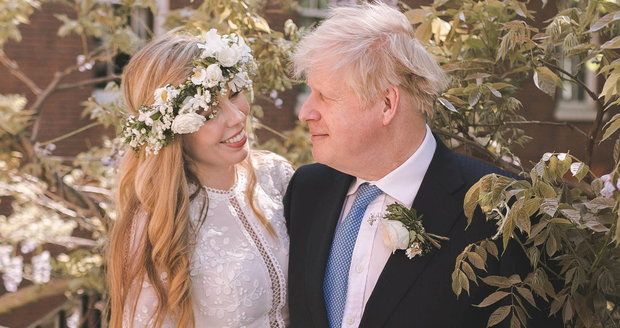 Svatební tajemství premiéra Johnsona: Ženil se jako Alexander. Proč se mu tedy říká Boris?  