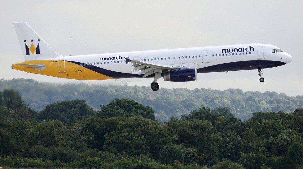 Letecká společnost Monarch Airlines končí.