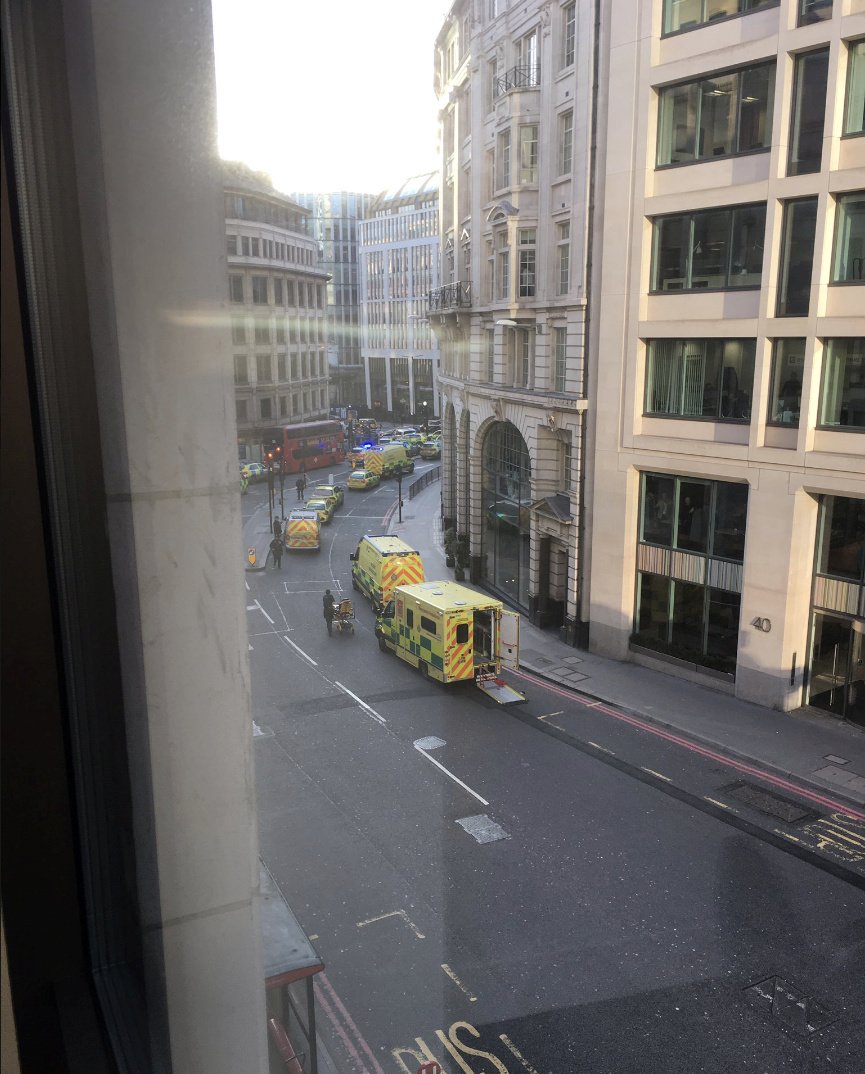 Zásah policie na London Bridge.